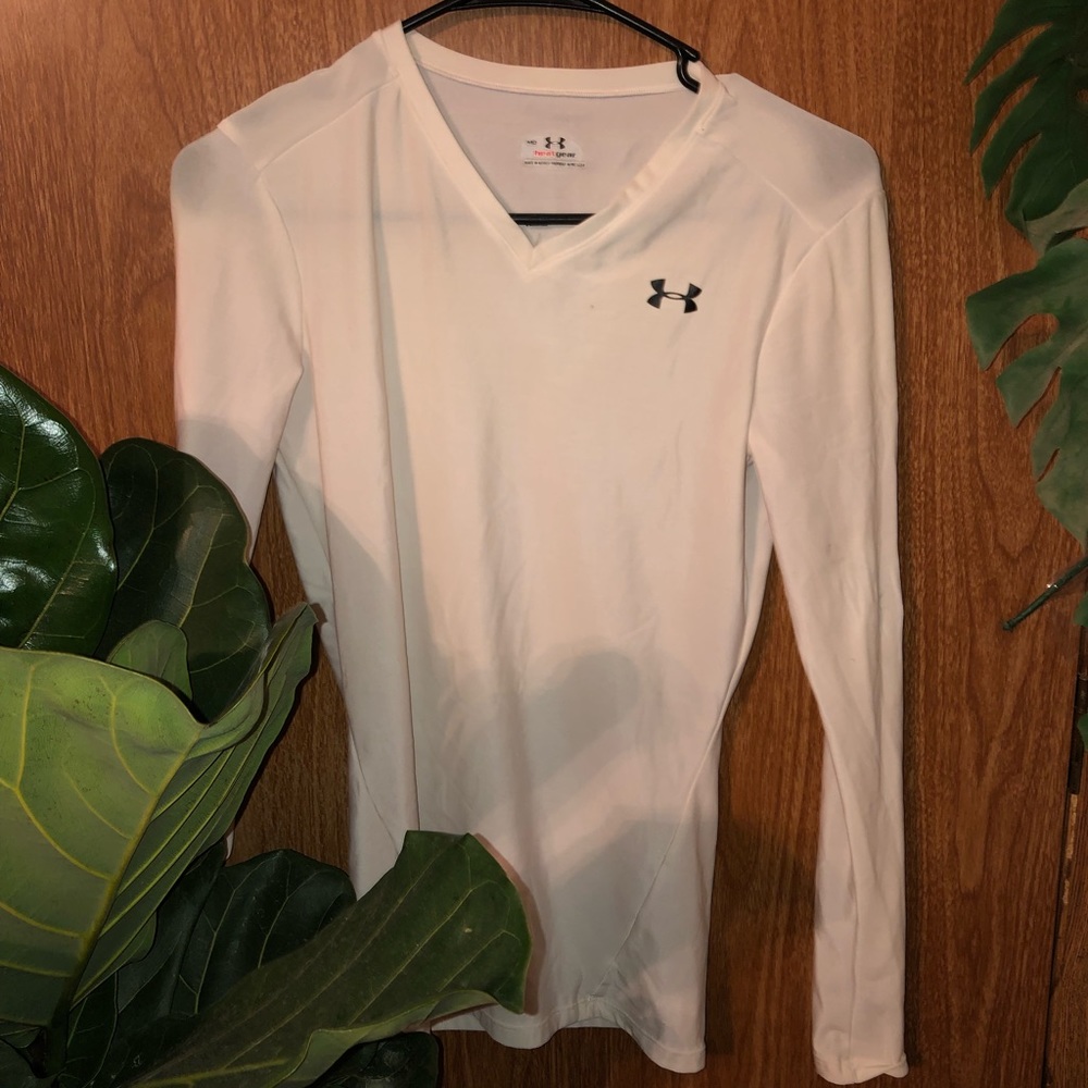 UNDERAMOUR Heat Gear Lightweight Long Sleeve Shirt Womens Small